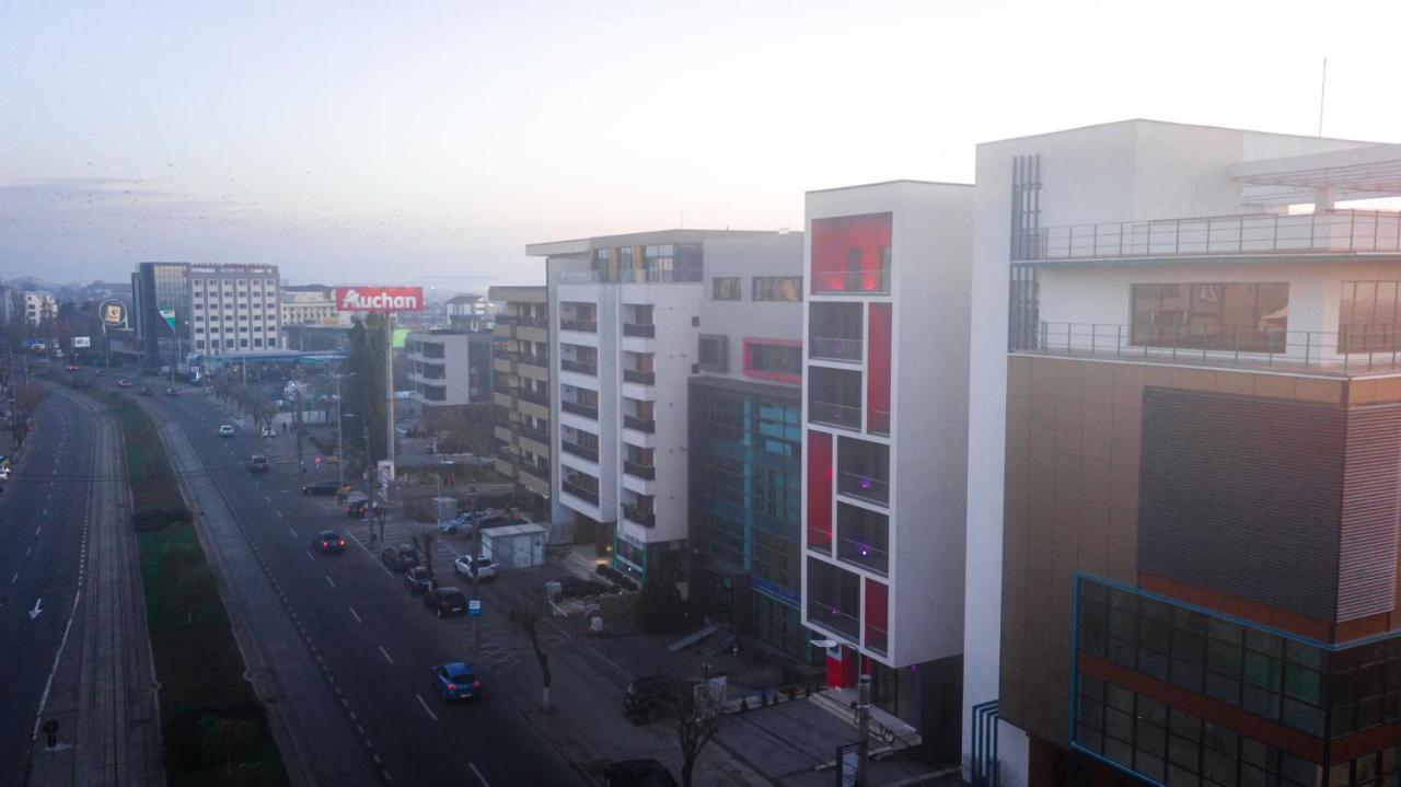 Puzzle Apartaments&Studios Craiova Exteriör bild