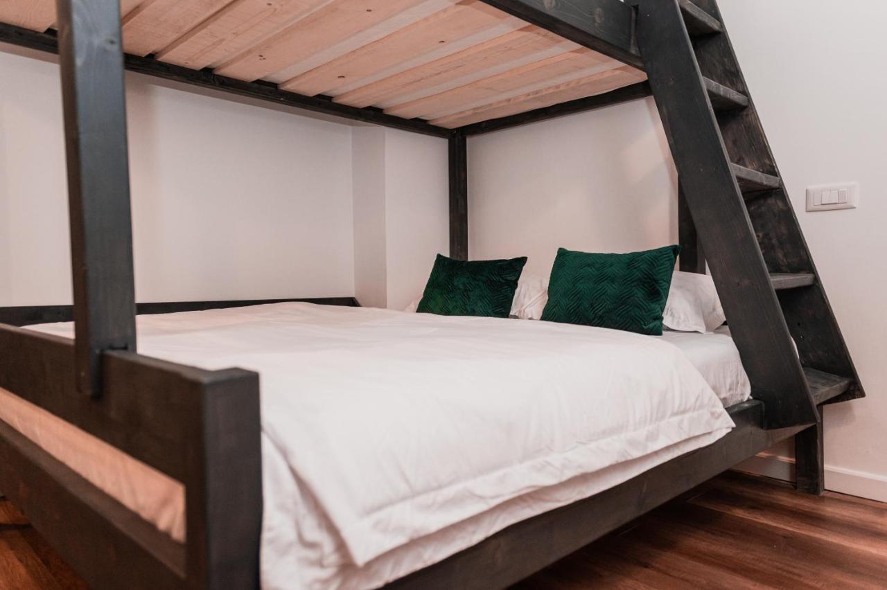 Puzzle Apartaments&Studios Craiova Exteriör bild